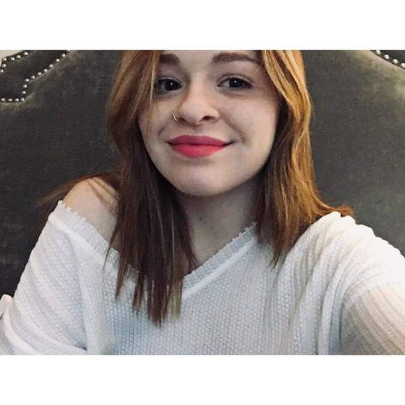 Meet your Posher, Emmalee - Picture 1 of 1